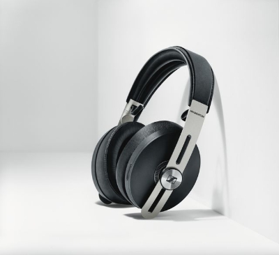 Mynd af Sennheiser Momentum M3 Svört